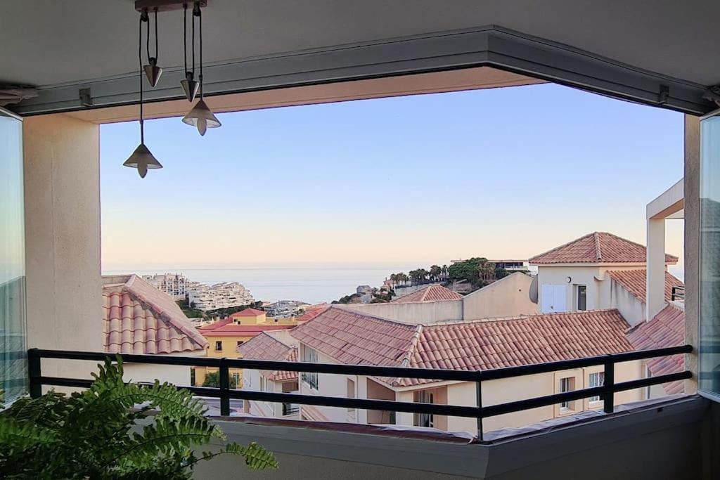 شقة Luxury Penthouse With Sea&Mountain Views & Hot Tub - Tranquility & Rest بينالماذينا المظهر الخارجي الصورة